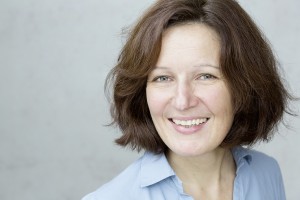 blaue Bluse_kleine_Datei - Kopie