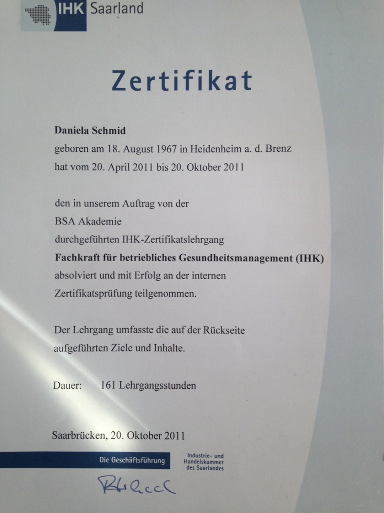 frau-schmid-ihk-zertifikat